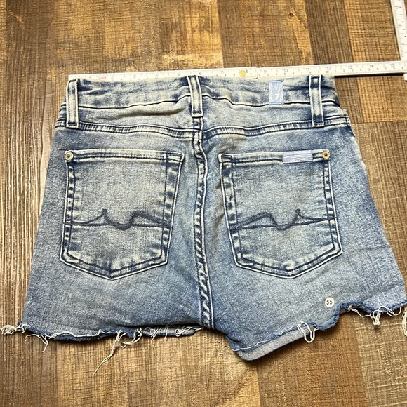 7 FOR ALL MANKIND High Rise Denim Cut Off Jean Shorts 24 - Picture 4 of 9